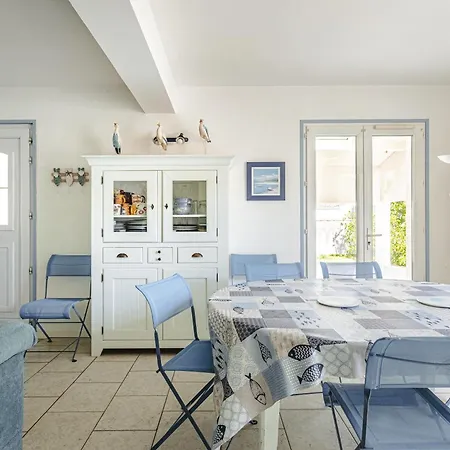 Holiday home Sejour Agreable Entre Foret Et